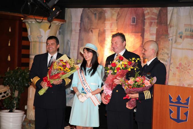 2012 Voyager of the Seas in Kobe 194.JPG